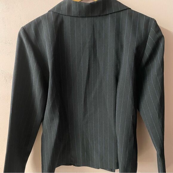 Vintage Betsy Lauren Petite Black PinStriped Blazer Size 6P EUC - Picture 15 of 15